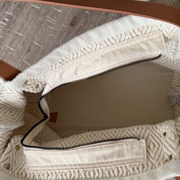 Jen & Co Diamond Woven Tote - EUC - Picture 7 of 12